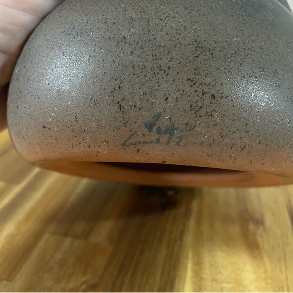 Vintage Eduardo Vega Red Clay Native American Woman Southwestern Ceramic 6” - Picture 11 of 14